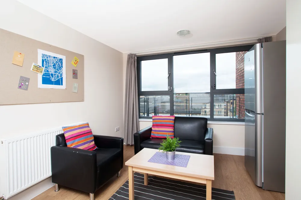 Kelvin Court photo 20