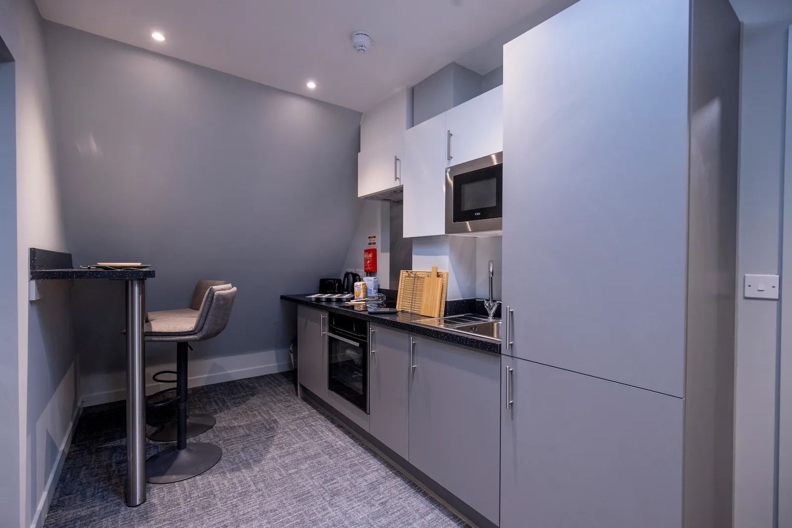 Ash Grove Court, Guildford photo 24