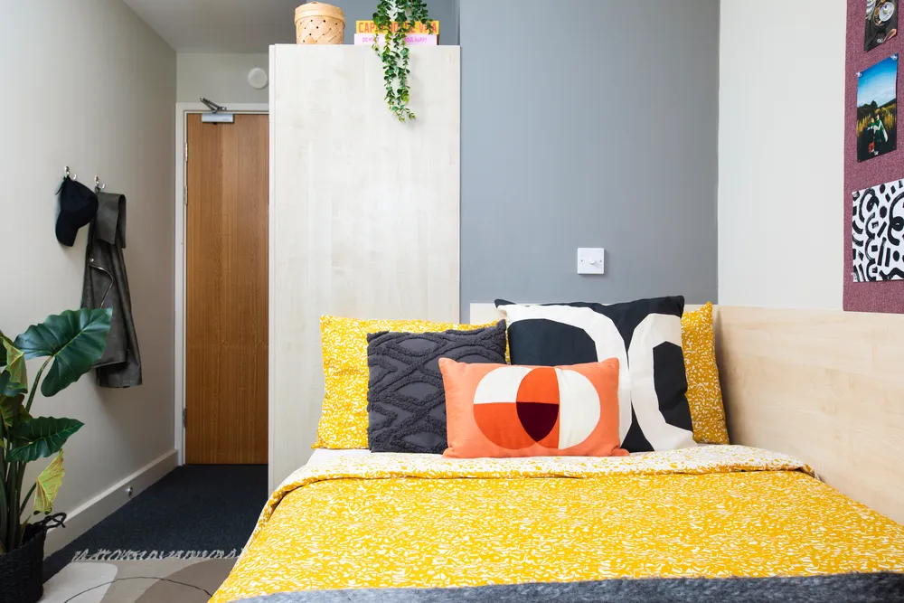 Beaumont Court photo 16