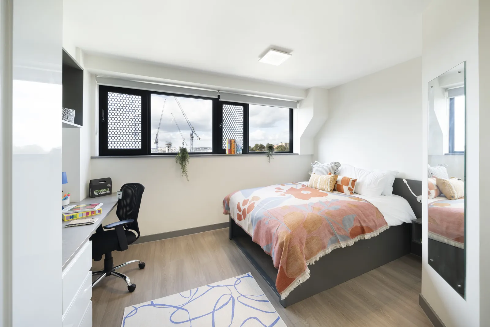 Canvas Capital House photo 33