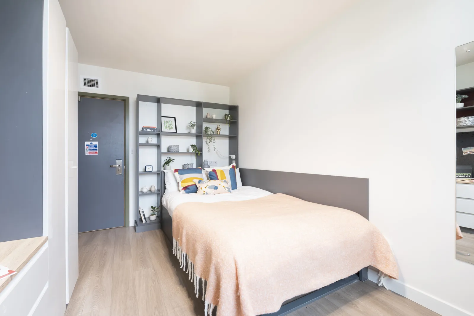 Canvas Capital House photo 39
