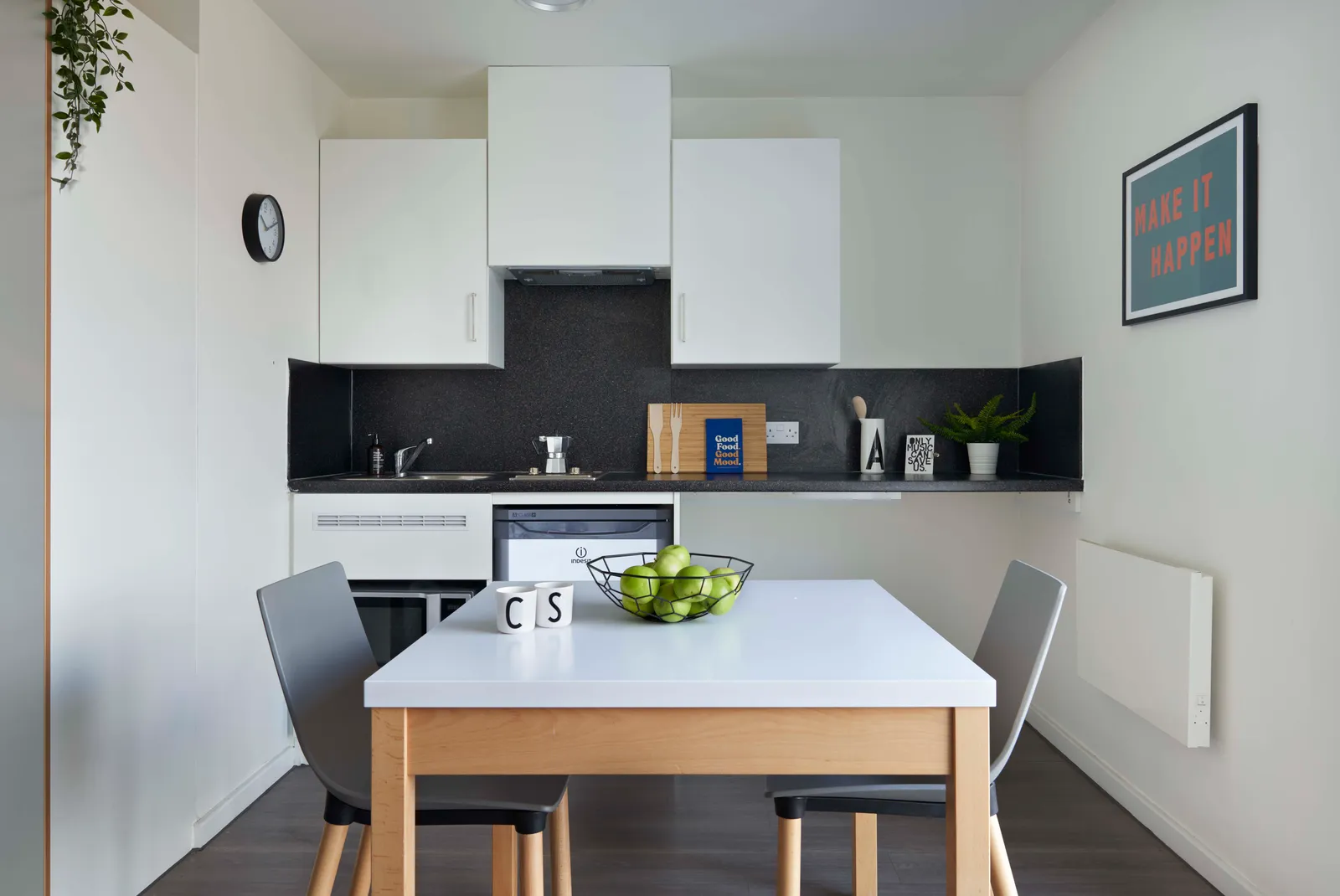 Sharman Court photo 3