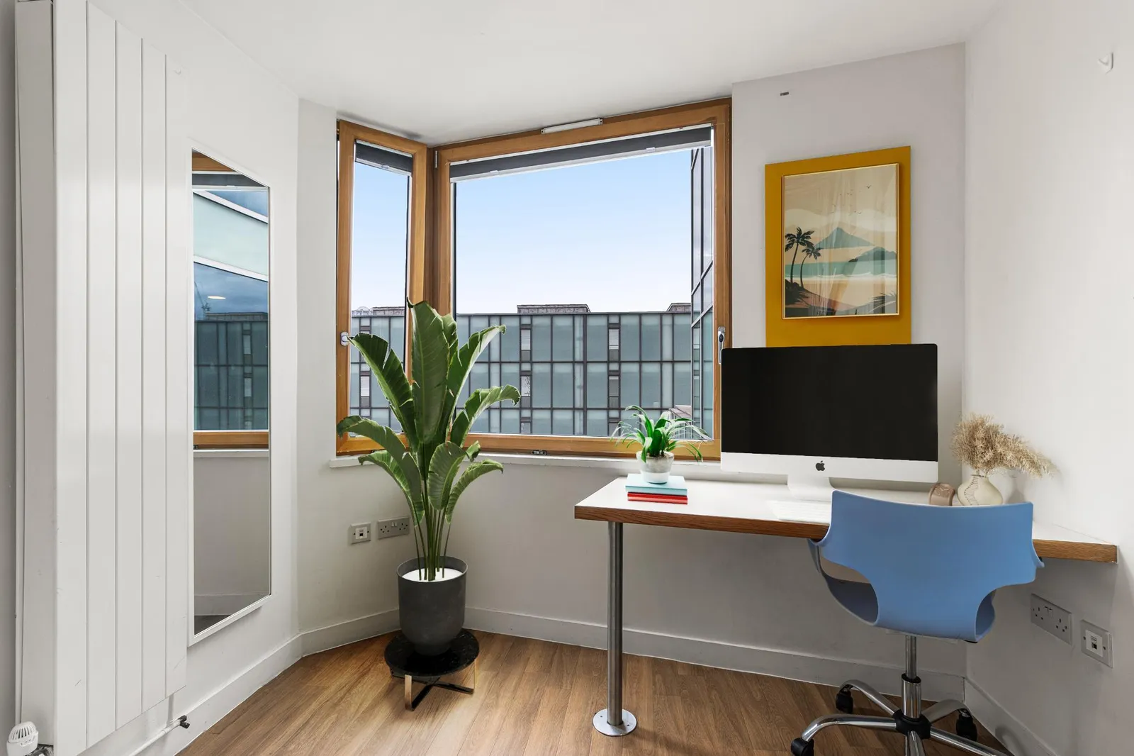 Aldgate photo 12