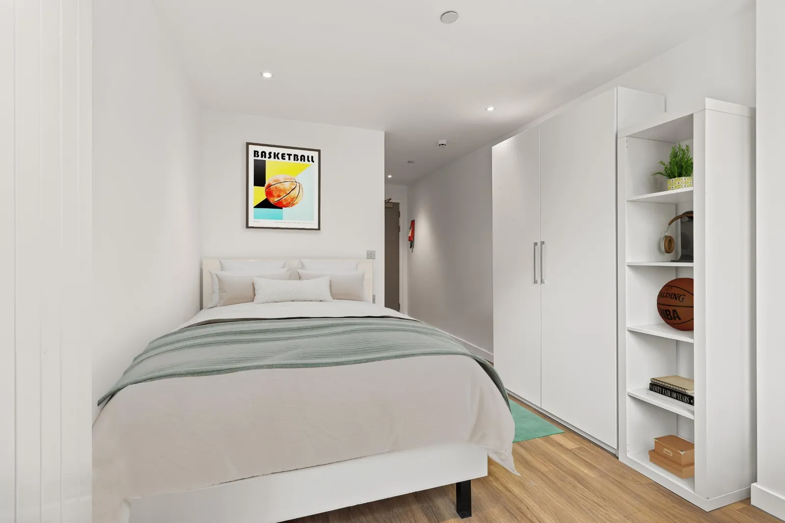 Aldgate photo 14