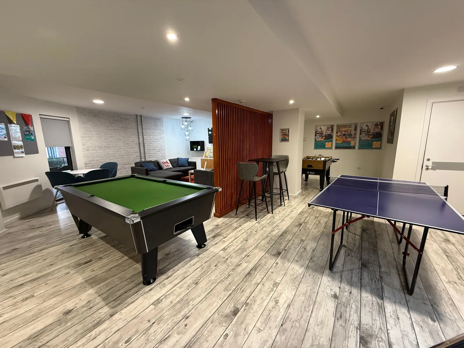 Merlin Heights, Leicester photo 10