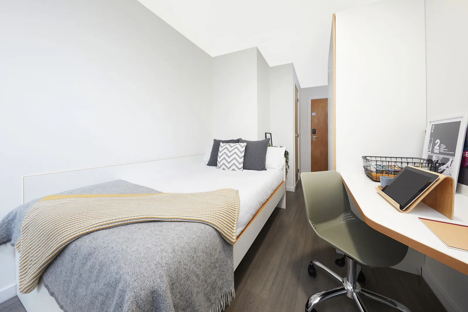 Gold Ensuite at Merlin Heights, Leicester