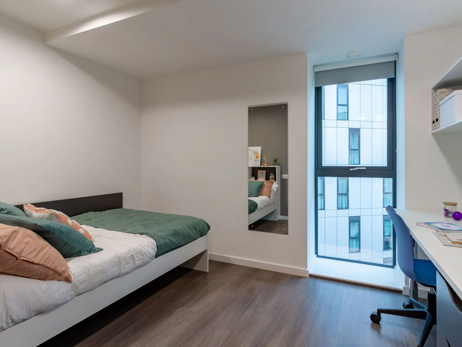 Penthouse Ensuite at Pavilion Court, Wembley