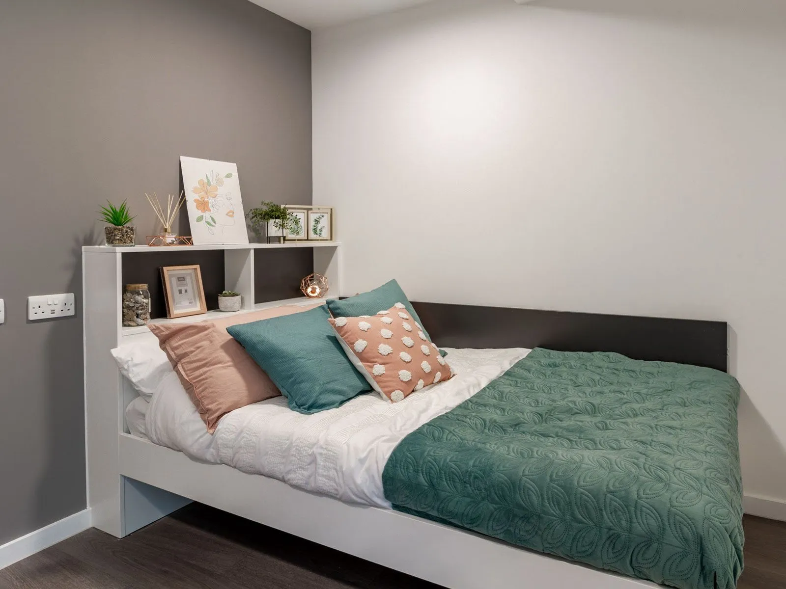 Essential Ensuite at Pavilion Court, Wembley