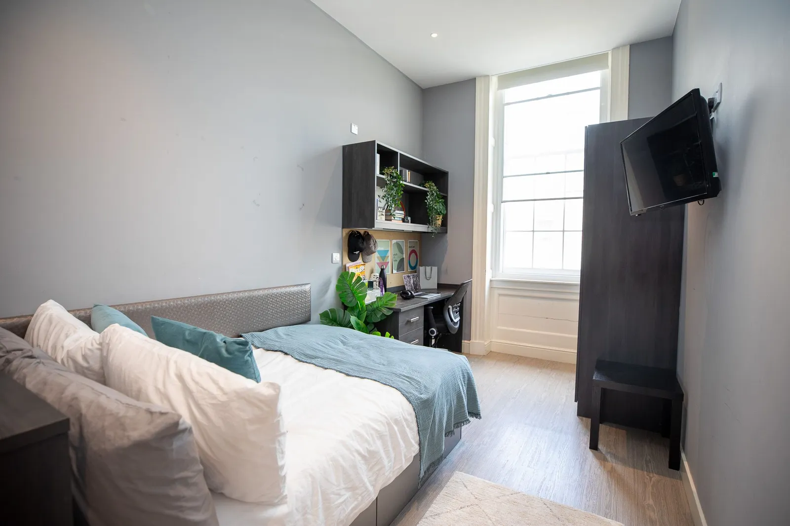 Deluxe Ensuite at Plummer House, Newcastle