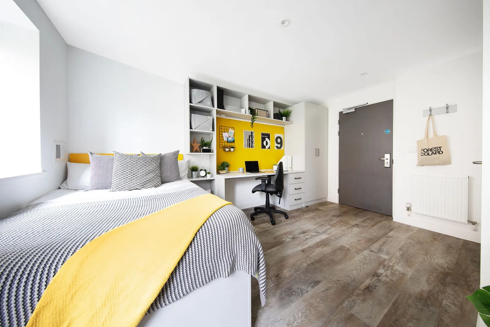 Extra Large Studio at Crown Place, Portsmouth