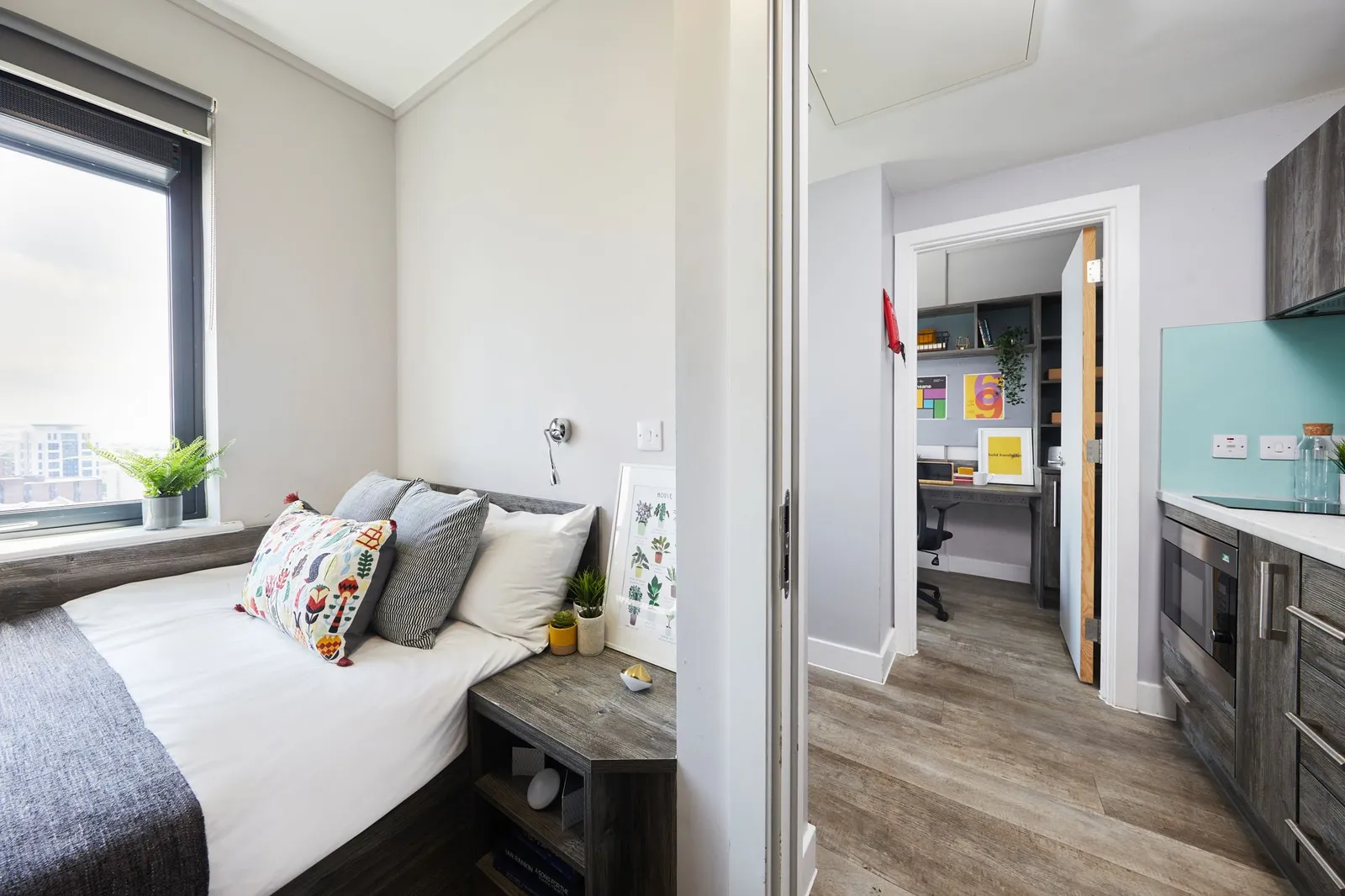 2-Bed Apartment Plus at Crown Place, Portsmouth