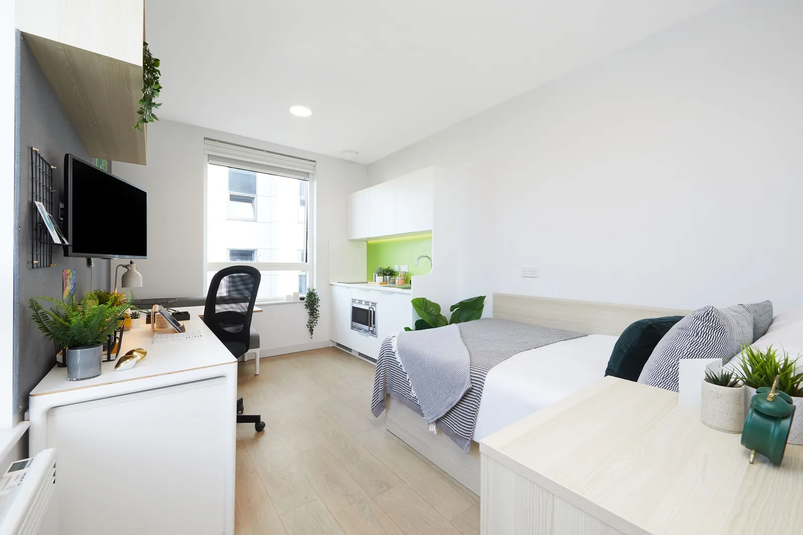 Premium Plus Studio at Middle Street, Portsmouth