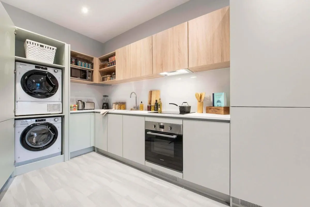 6 Bed Standard Ensuite at Hillside House Sheffield