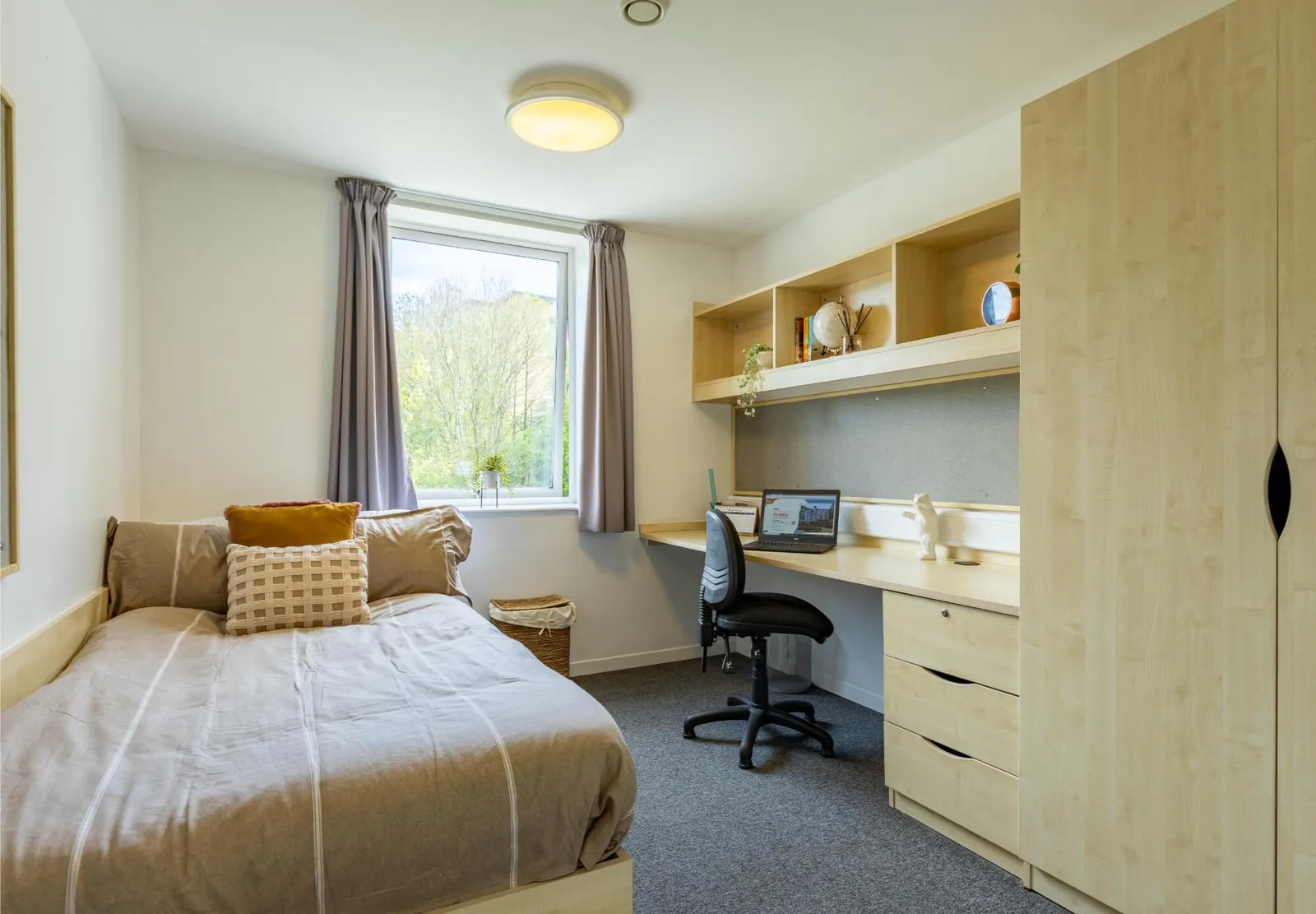 Classic Ensuite at The Green