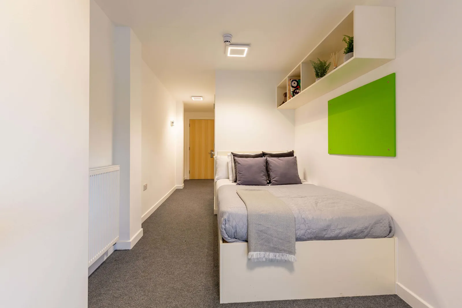 Standard Ensuite at Hollingbury House
