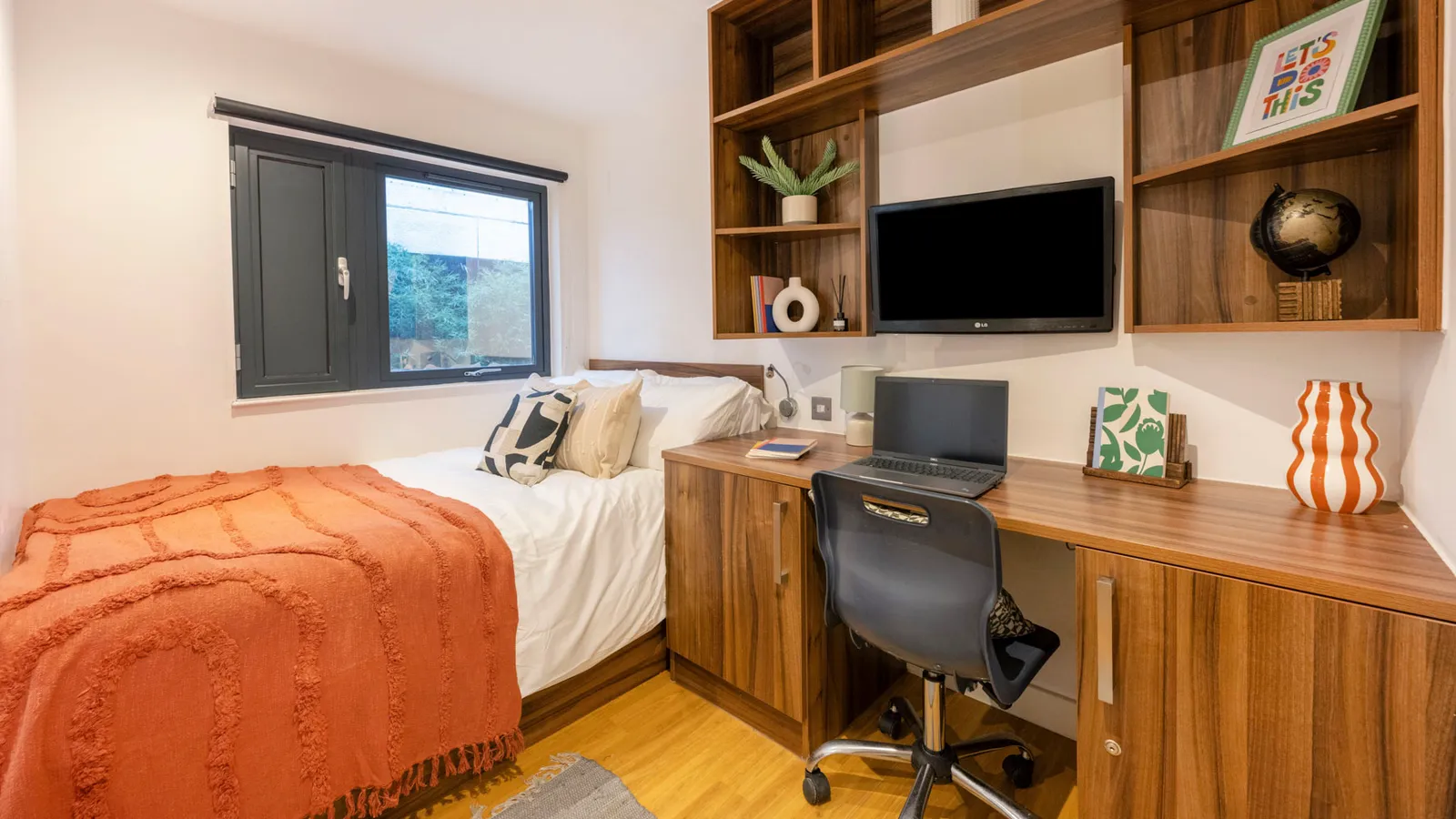 2 Bed Ensuite at King Square Studios