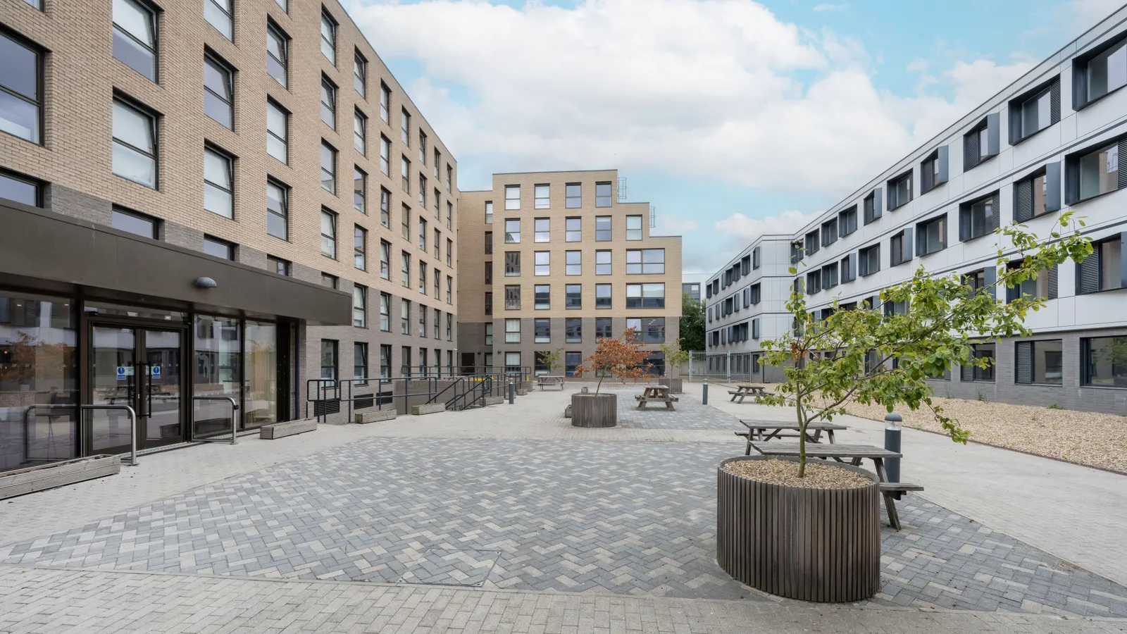 Rhodaus Court photo 1