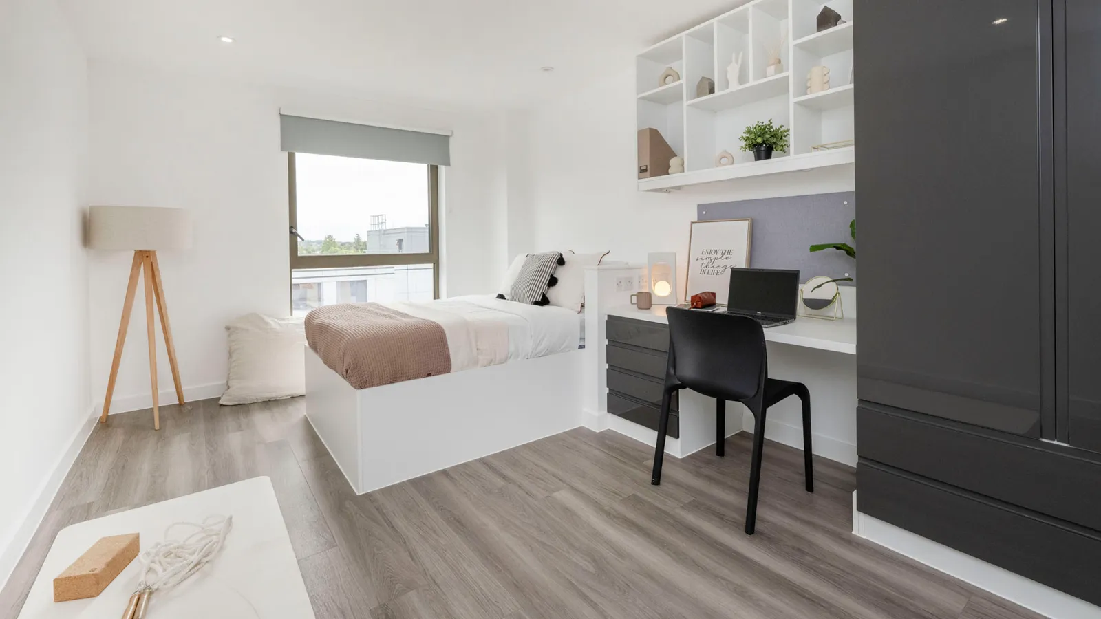 Luxe Ensuite at Rhodaus Court