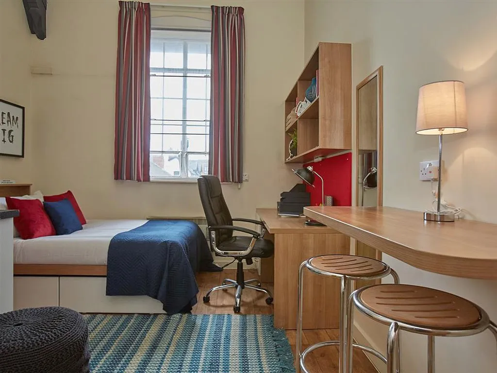 Gold Studio at Abbeygate