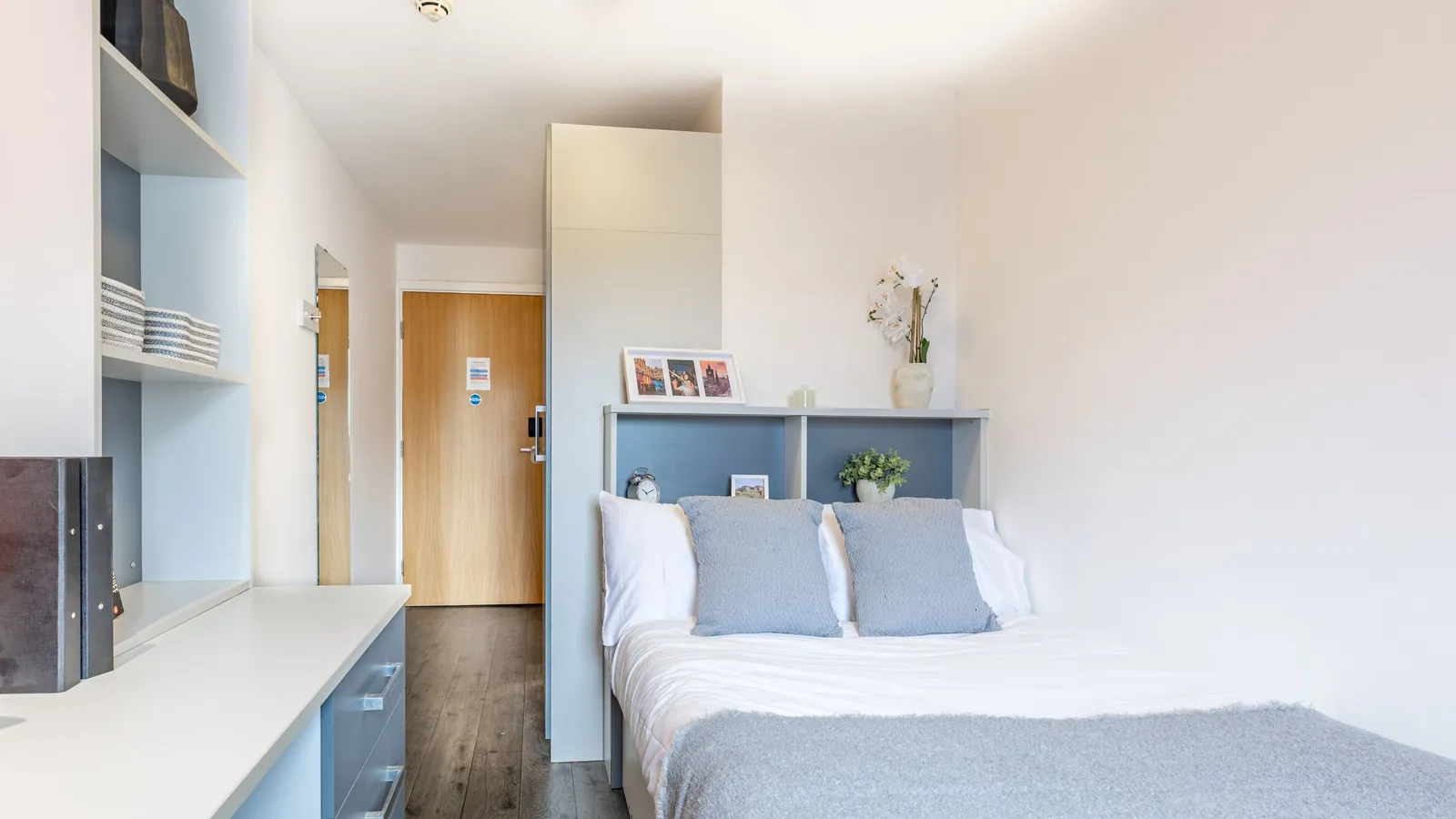5 Bed Gold Ensuite at Beaverbank Place