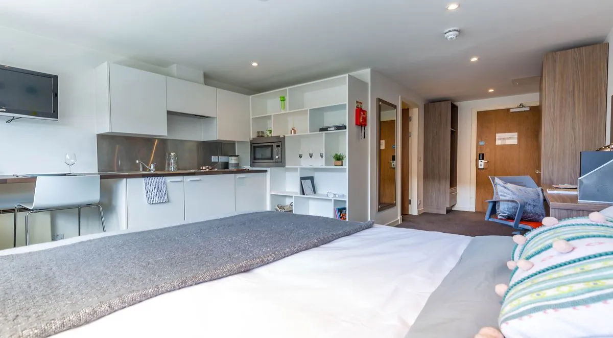 Large Studio at Gallery Apartments