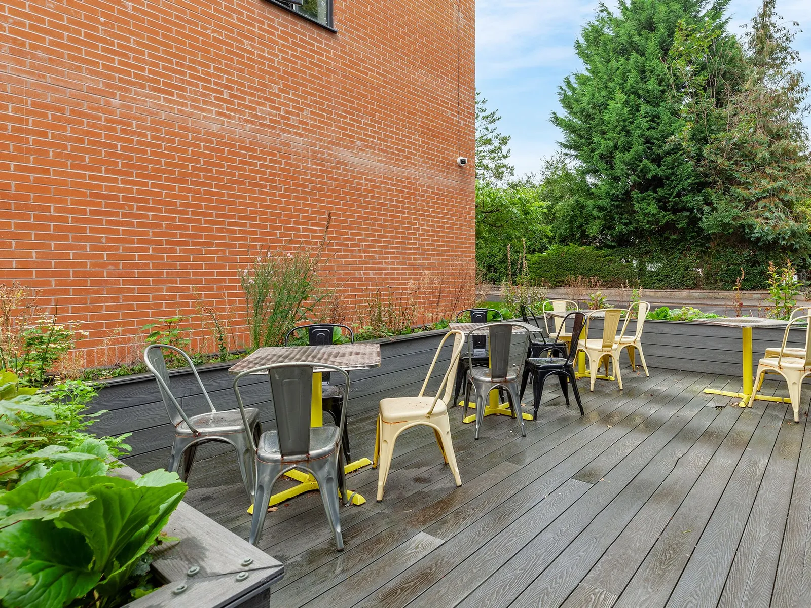 Allen Court photo 14