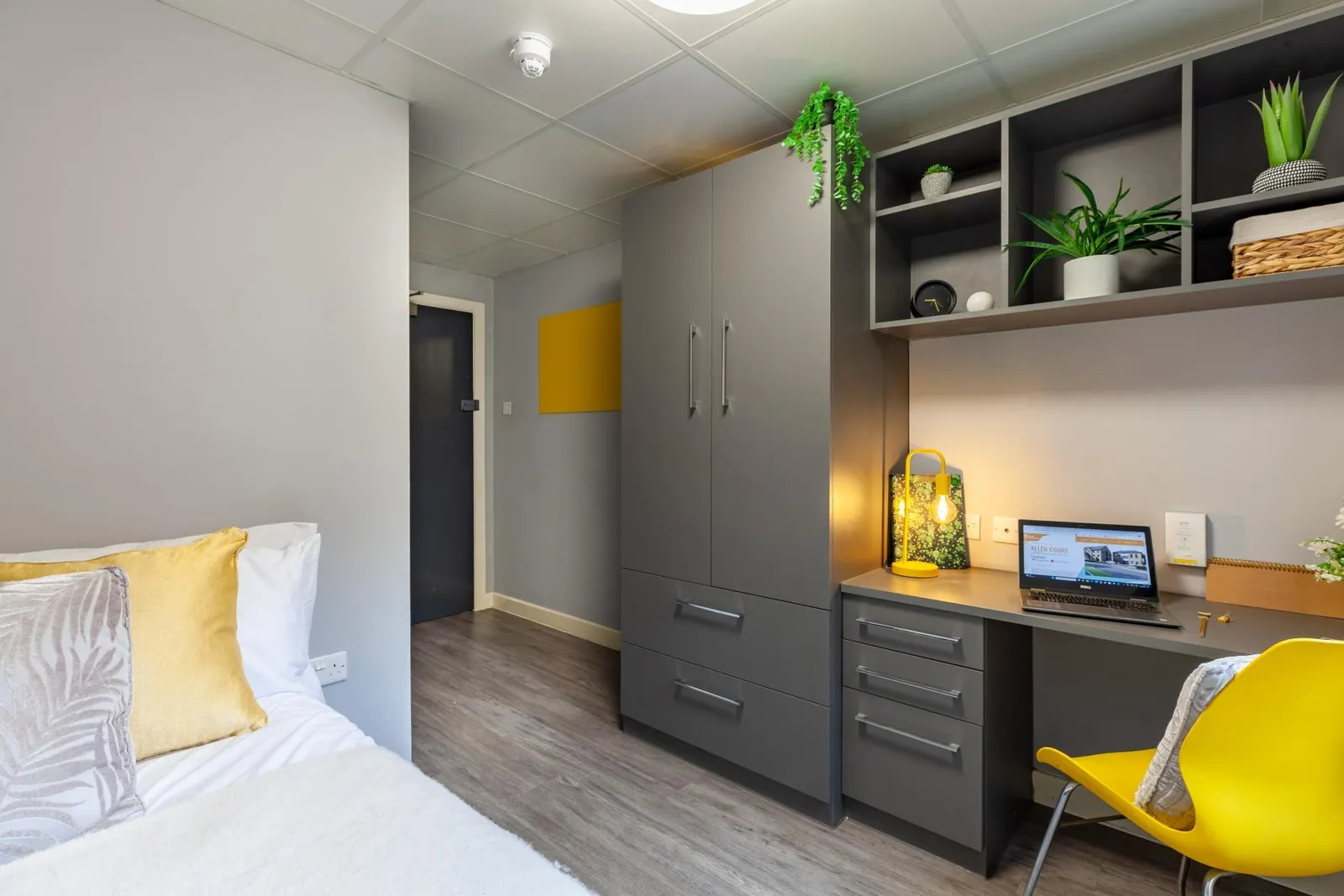 Deluxe Ensuite at Allen Court