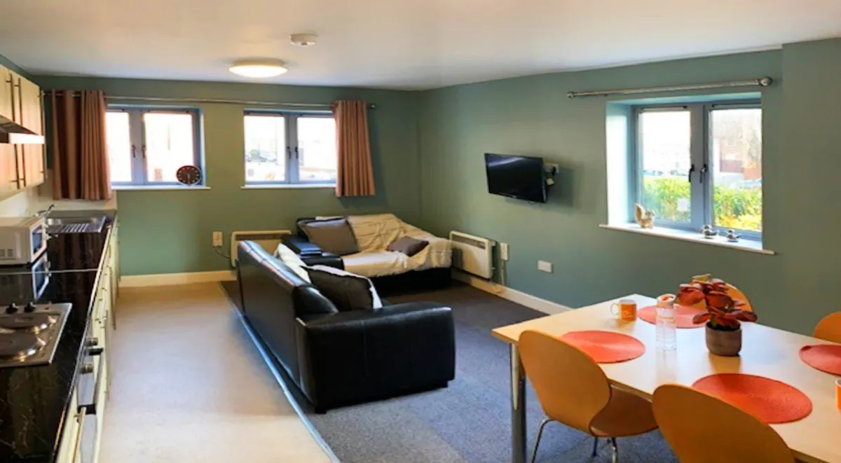 Barker House photo 5