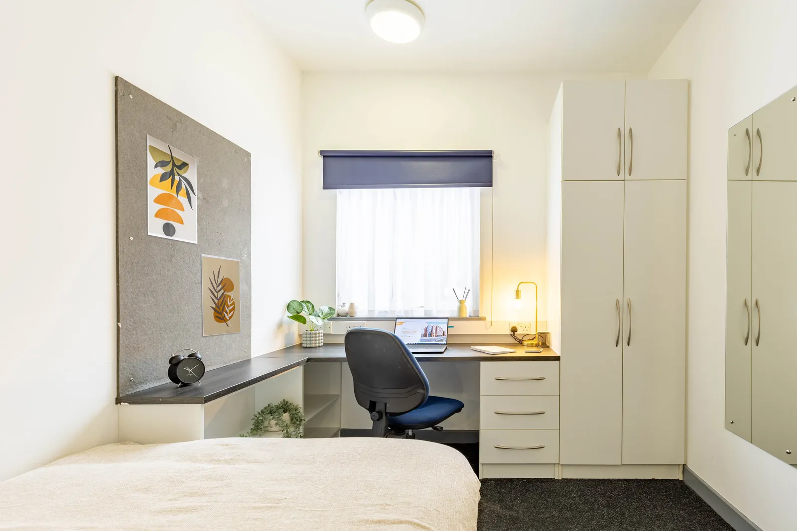 Ensuite 4 Bed Cluster at Russell View
