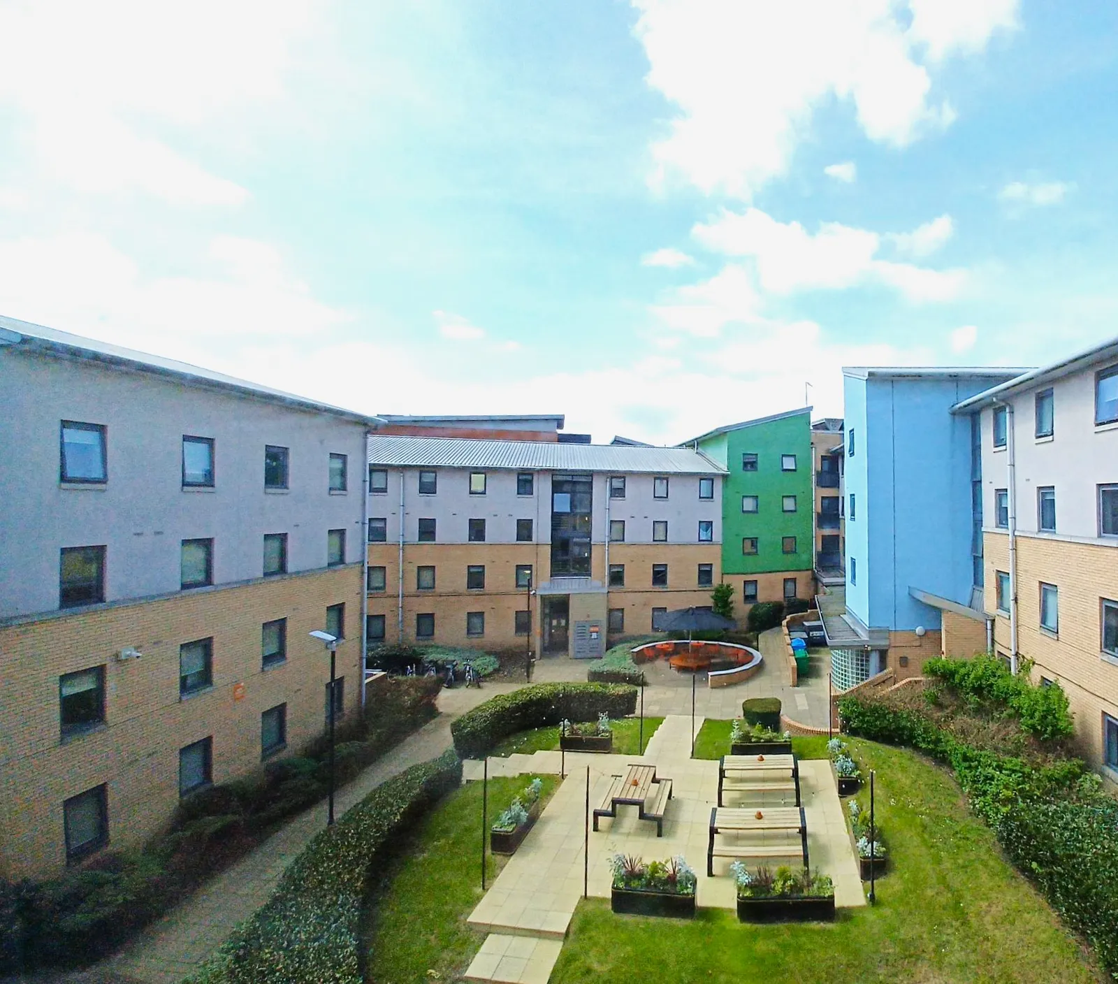 Devonshire Courtyard photo 20