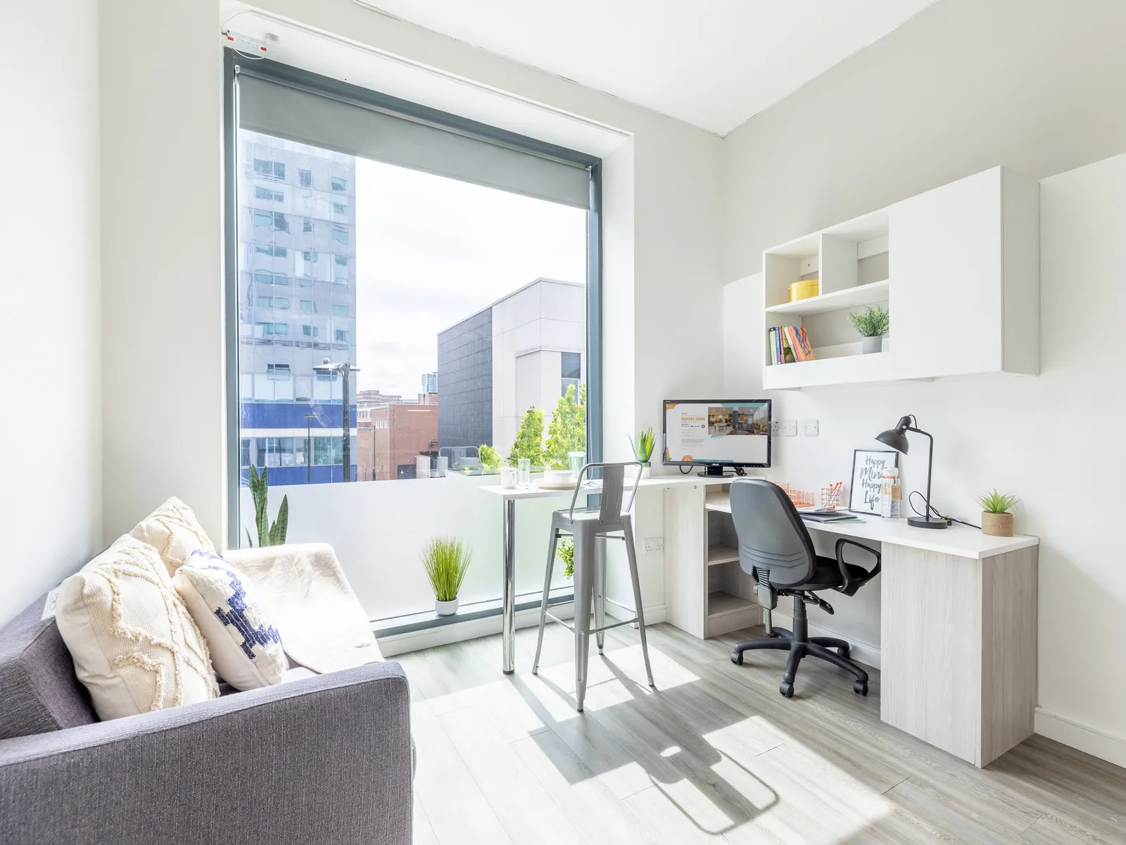 Redvers Tower photo 10