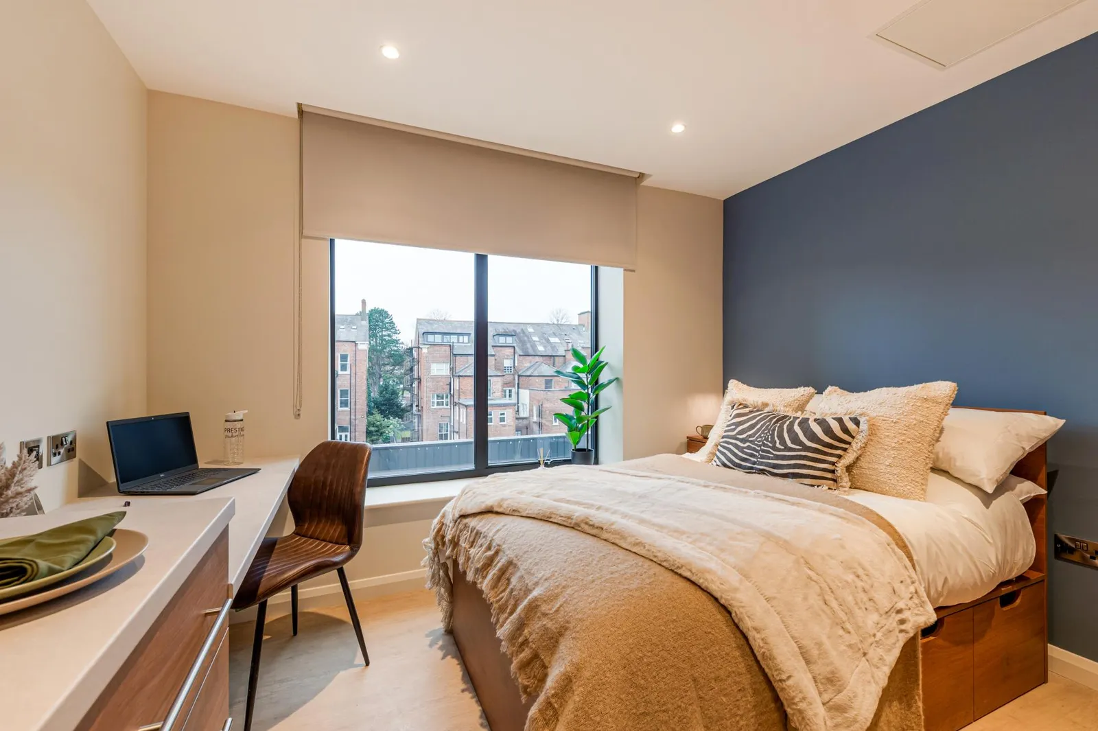 Ryan Hall, Belfast | Brand New for 2026! photo 1