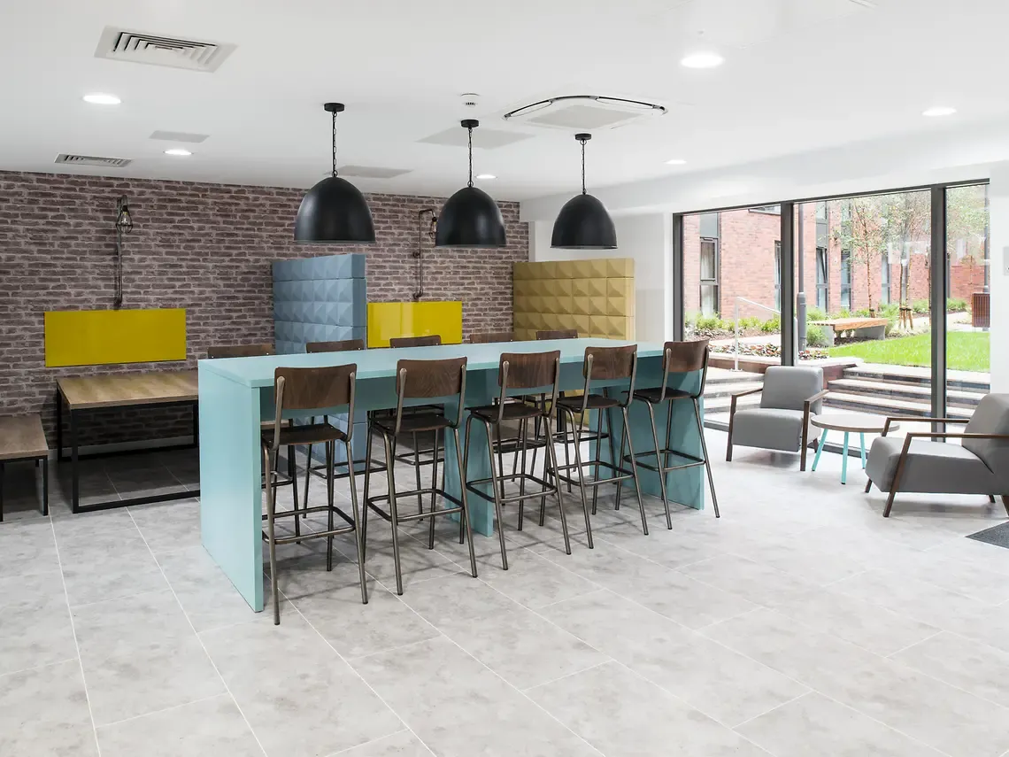 Yugo Bentley House photo 10