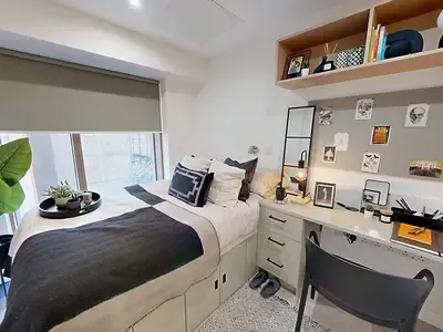 Crown Place photo 2