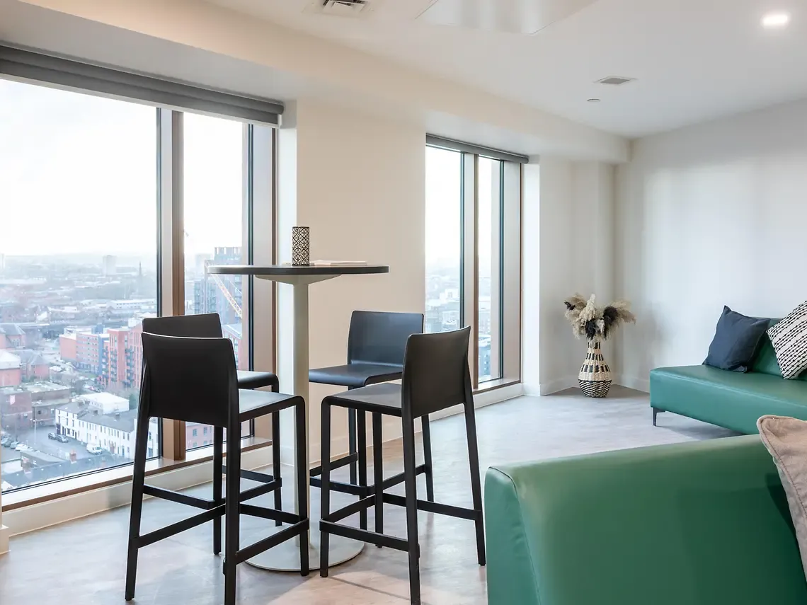 Crown Place photo 29