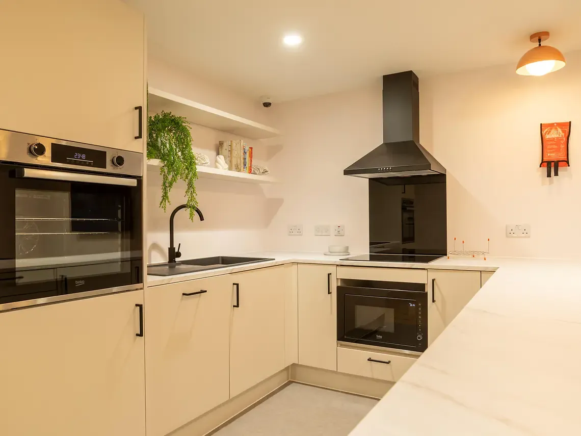 Crown Place photo 30