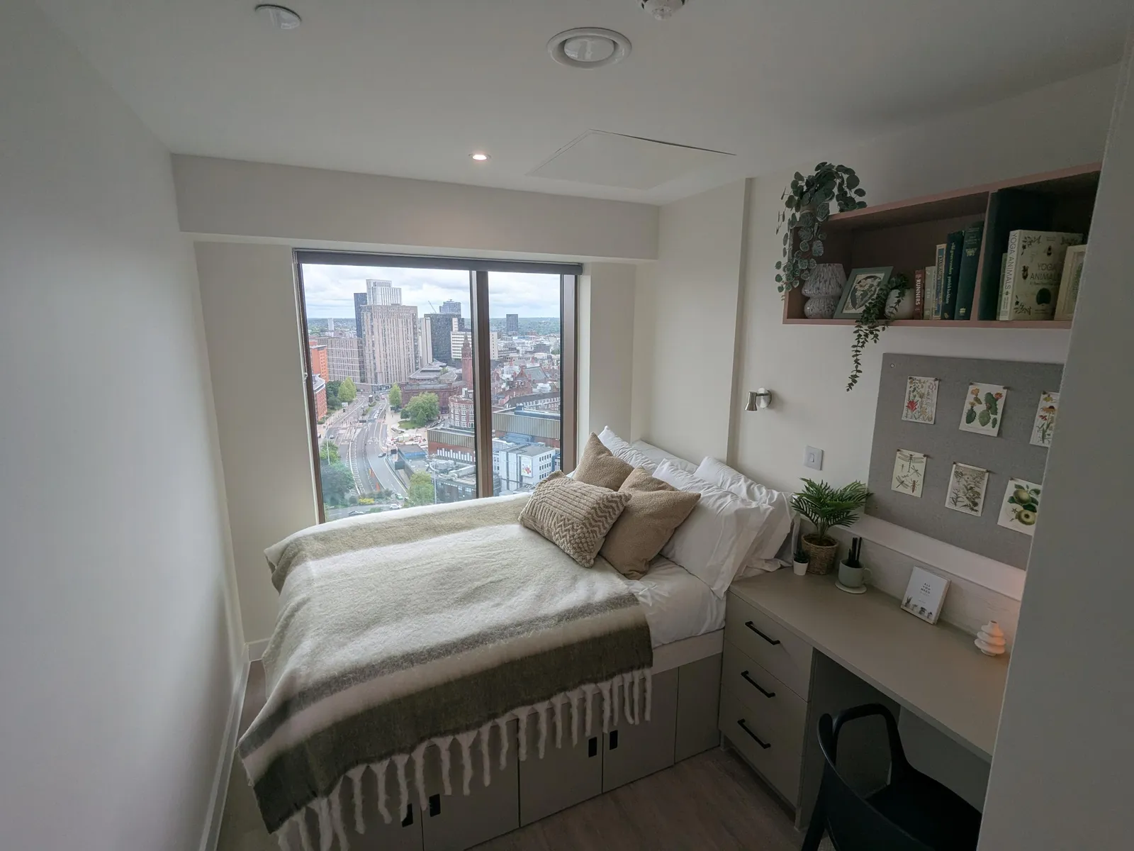 Classic Ensuite at Crown Place