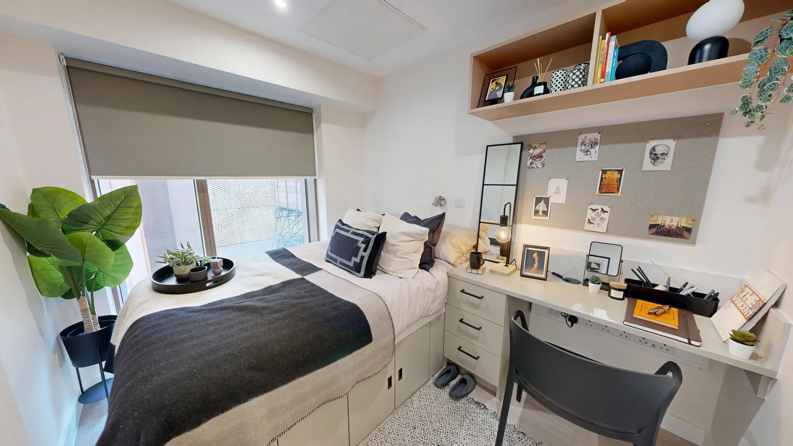 Deluxe Ensuite at Crown Place