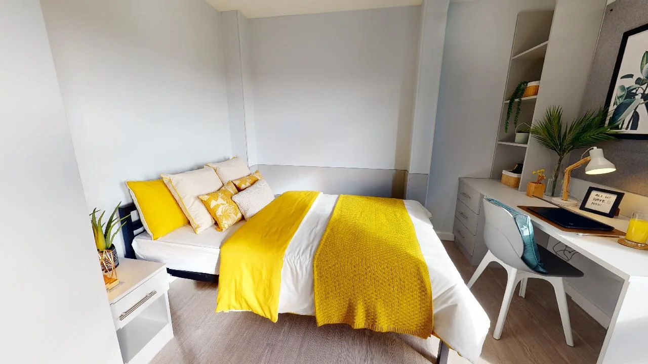 Platinum Studio Accessible at iQ Broderick House