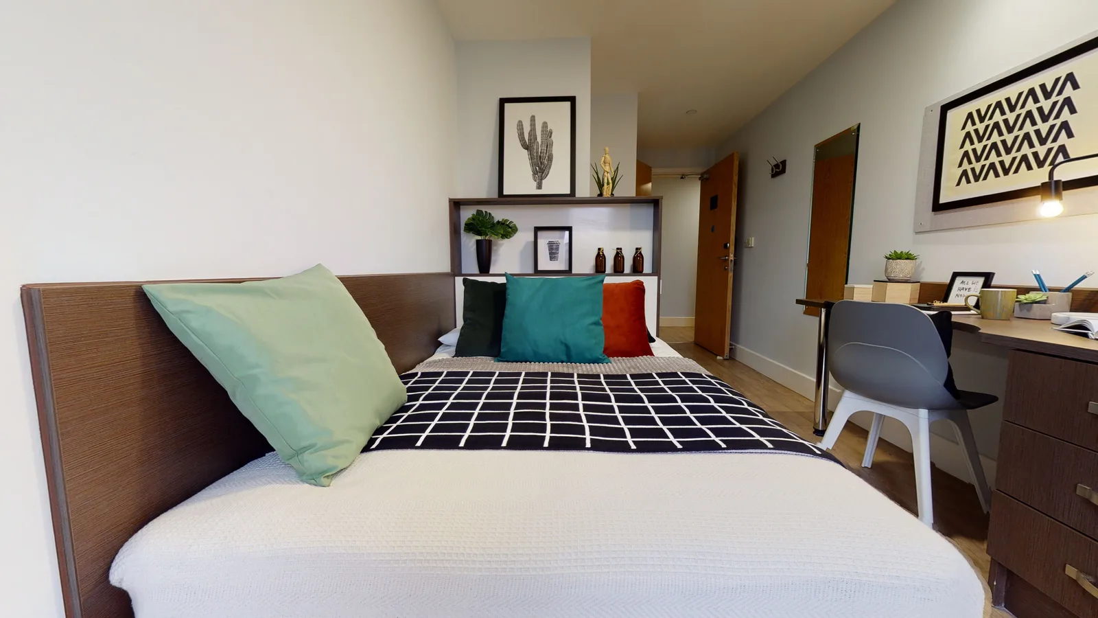 Silver En Suite Plus at iQ Penworks House