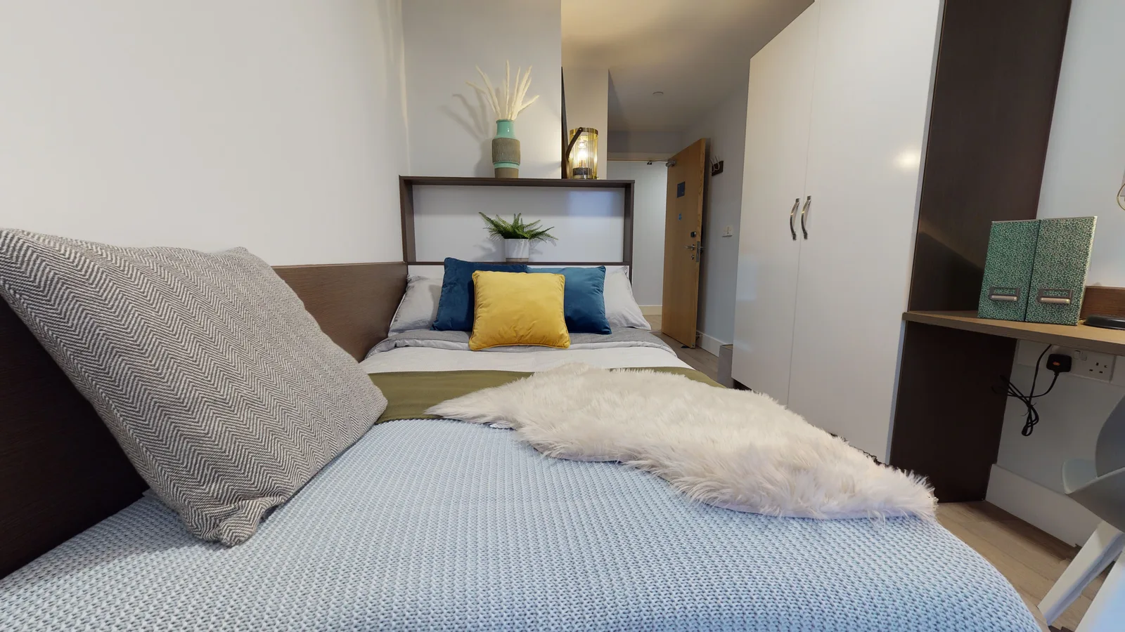 Platinum En Suite Premium at iQ Penworks House