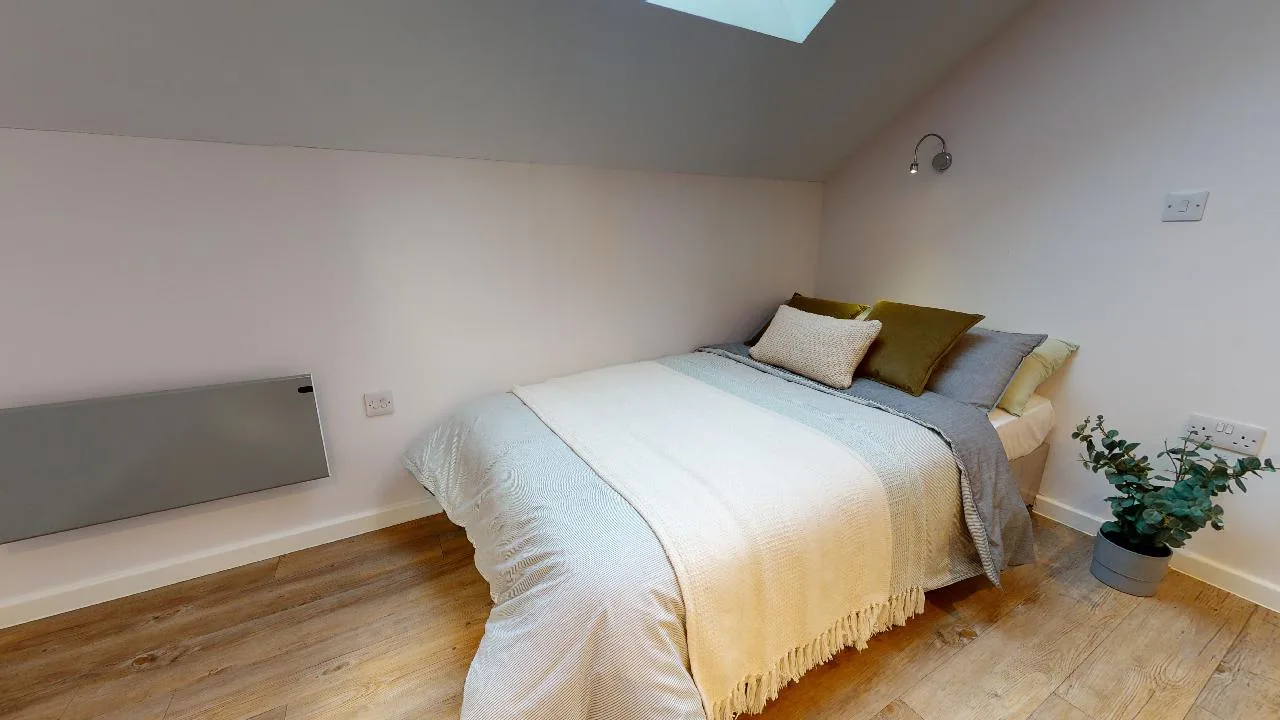 Extra space to share in the medium two-bedroom apartment at iQ Brighton