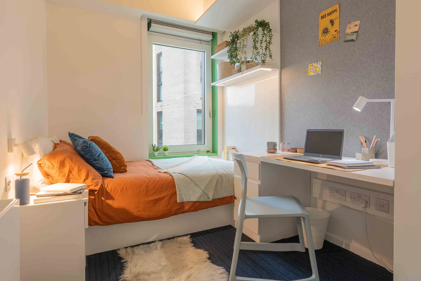 Gold 2 Bed Apartment at iQ Brighton