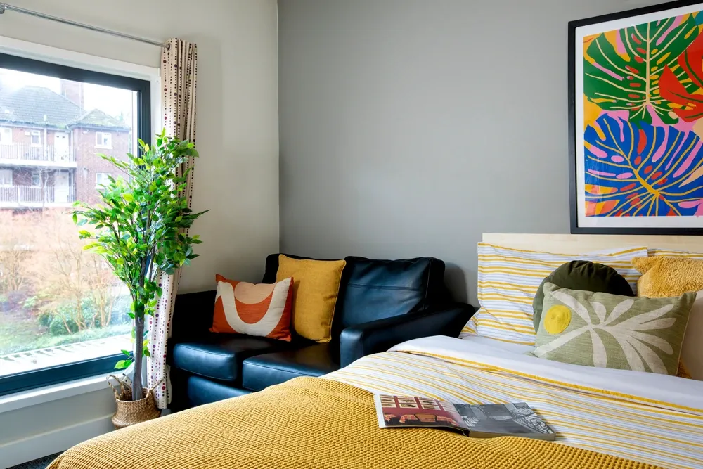 Phoenix Court photo 10