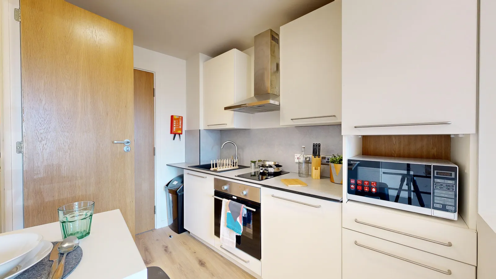 iQ Water Lane House photo 16