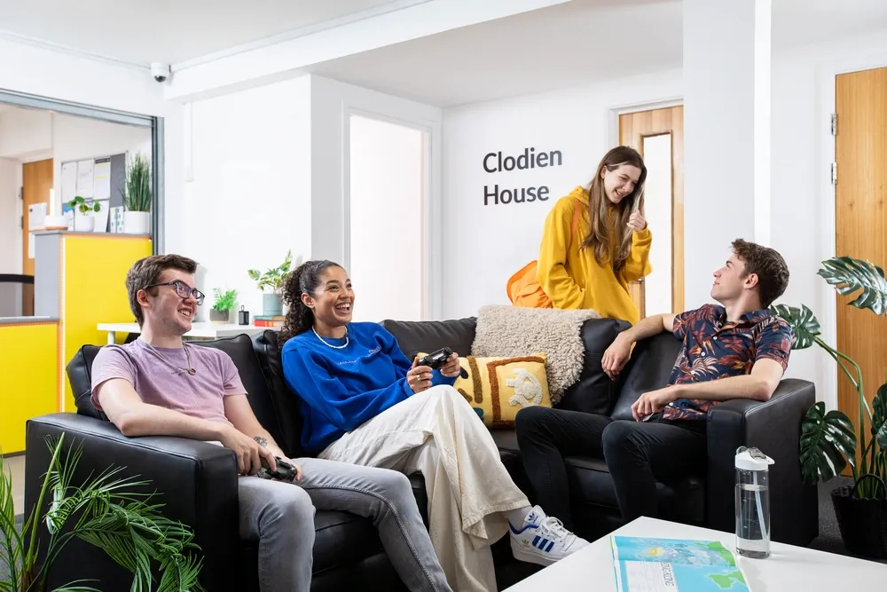Clodien House photo 1