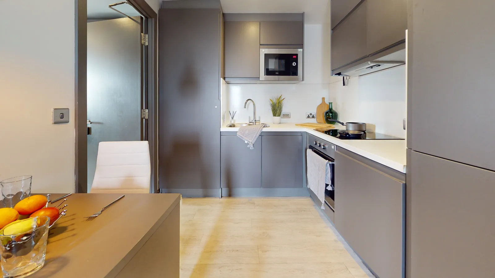 33 Parkside photo 29