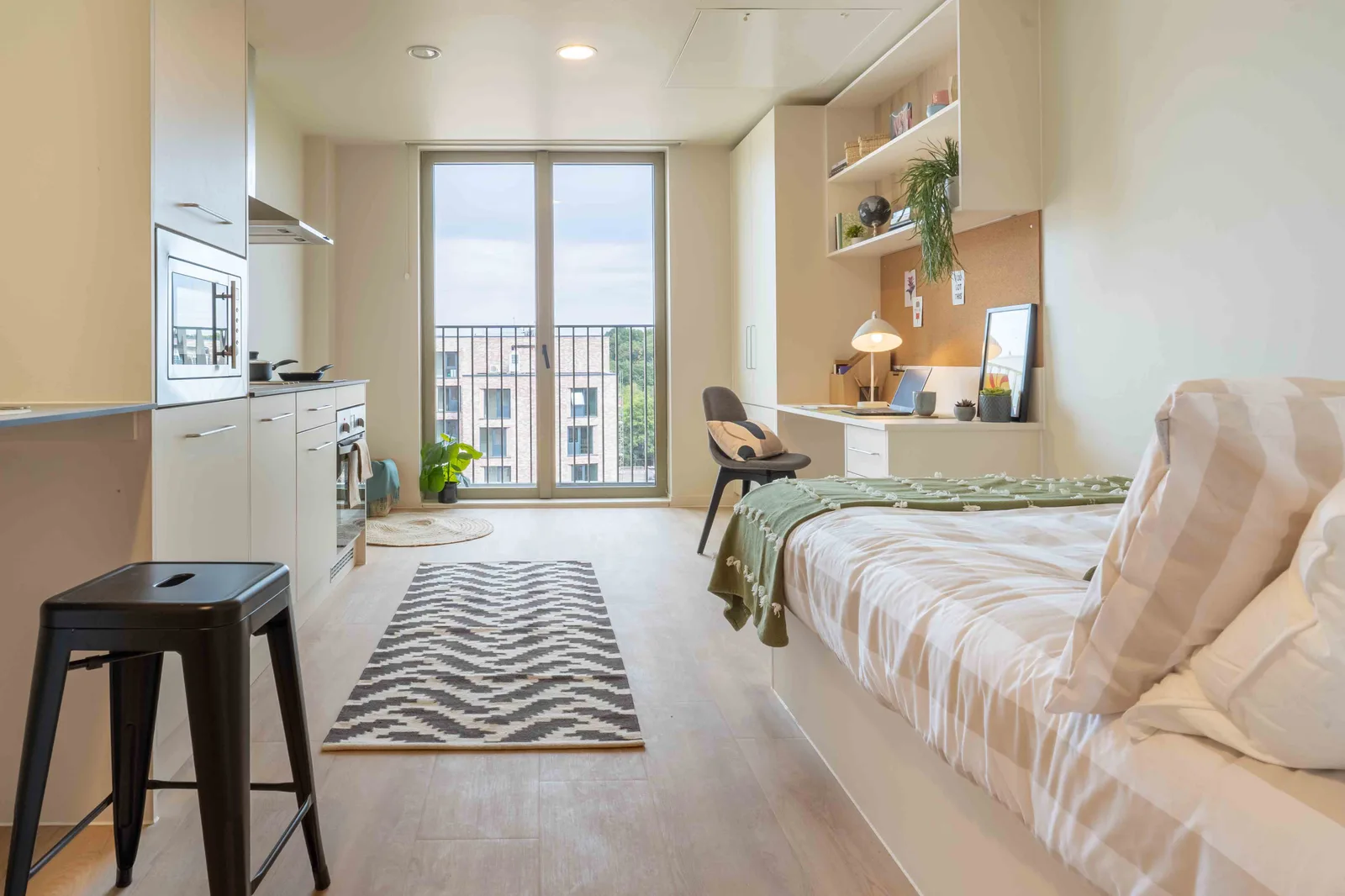 Gold Studio Premium at iQ Longwood Place