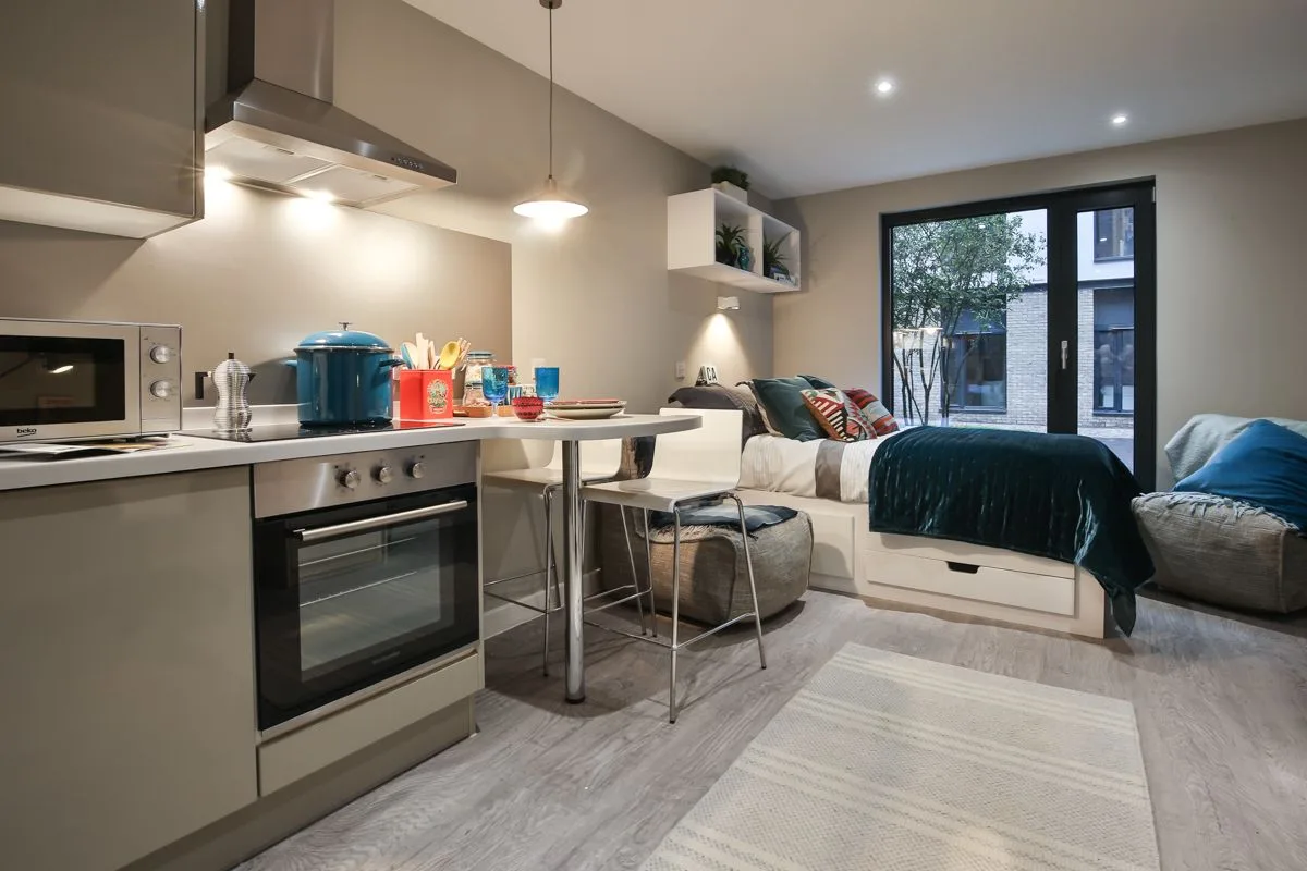 27 King’s Stables Road photo 1