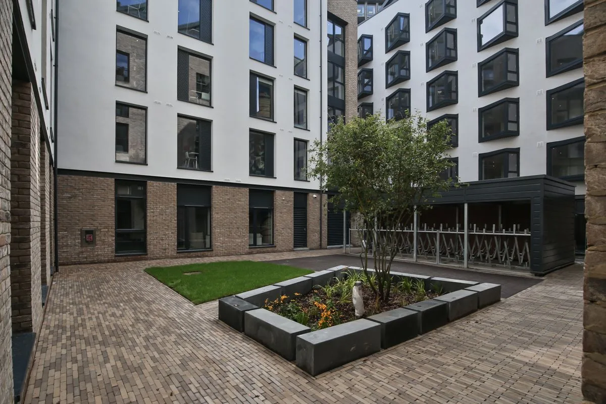27 King’s Stables Road photo 9